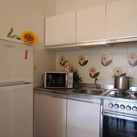 Bright By The - Beahost Apartment *